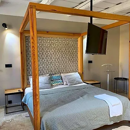 Hotel Desatero *
